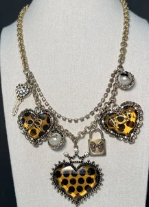 Betsey Johnson Three Heart Leopard Key lock Rhinestones faux Pearl Necklace BJ - Picture 1 of 16