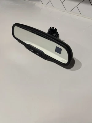 Espejo retrovisor Silverado Sierra TahoeYukon 2003-2006 brújula tempauto atenuación Foto 1 de 4
