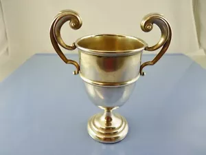 TAZZA TROFEO STERLING MANICO PERGAMENA SEMPLICE 5 3/8" DI MN&WB LONDRA 1919 - Foto 1 di 7