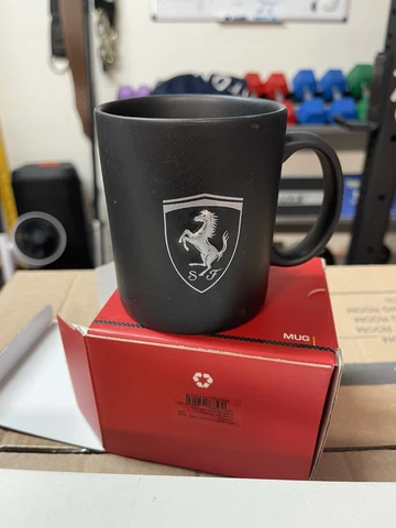 Scuderia Ferrari F1 Scudetto Shield Mug Black Cover