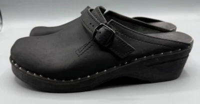 Шведские сабо Troentorp скольжения на обуви черный с заклепками размер США женщин 9,5/ЕС 41 - Изображение 1 из 4