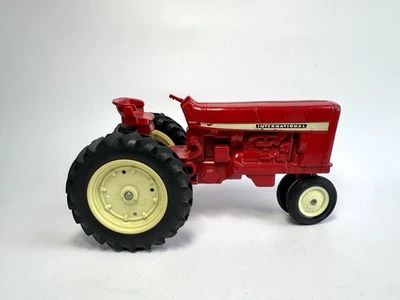 ERTL 1974 1/16 国际收割机 H 压铸玩具拖拉机老式金属 — 第 1/4 张图片