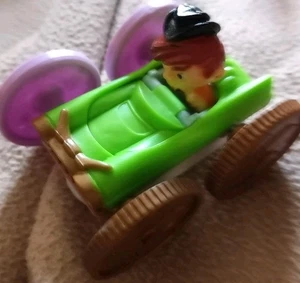 Vintage 1990 Tiny Toons Flip Car Montana Max & Gogo Dodo Mcdonalds Toy - Picture 1 of 3