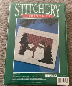 Bernat Weihnachtshefterei Neu in Verpackung Kit #95-6201-00 - Bild 1 von 2