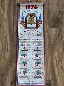 1976 Bicentennial American Independence Liberty Bell hängender Filzkalender - Bild 1 von 6