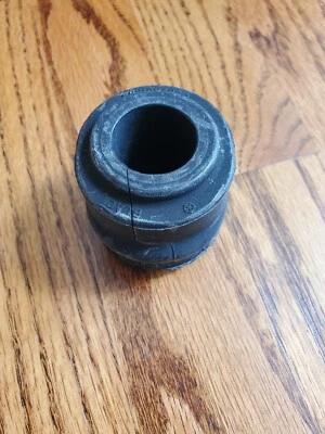 Buje de barra estabilizadora Mopar 2014-2023 Chrysler 300 68219849AA - NUEVO Foto 1 de 2