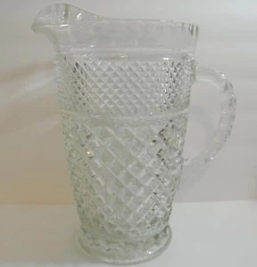 Vintage schwerer großer 9 3/4" Pressglas Wasserkrug Krug Diamant Kreuz - Bild 1 von 4