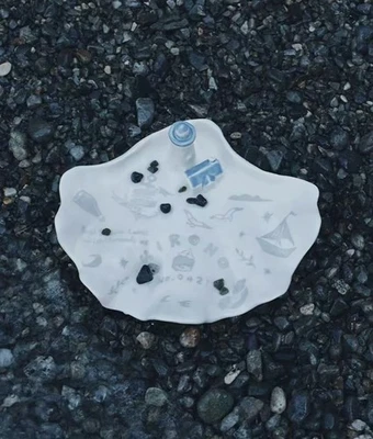 AUTHENTIC HIRONO LIVING WILD- FREEDOM ISLAND SHELL TRAY (CERAMICS) - Image 1 of 4