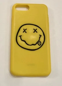 Custodia telefono Nirvana 2021 iPhone 8 - iPhone 11 - silicone giallo faccina sorridente - Foto 1 di 3