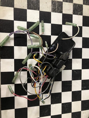 Sea-Doo XP GTX GSX 787 800 1996 OEM módulo de encendido eléctrico MPEM conjunto de caja 96 Foto 1 de 4