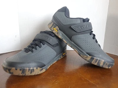 Zapato de ciclismo Giro Chamber II para hombre SPD 48 13,5 negro hoja roca cuero Vibram Foto 1 de 4