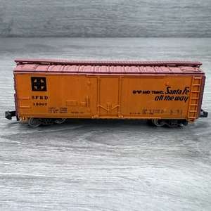 N Scale Con-Cor Plug Door Box Car Santa Fe SFRD 13007 Freight Train Car - Picture 1 of 12