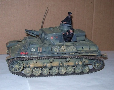 Panzer IV alemán Ausf. 1:32 F F Frente Oriental 1941 (80017) 'TAL CUAL' Fuerzas de Valor Foto 1 de 4