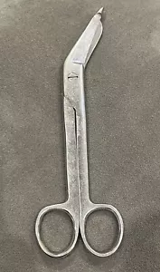 Genuine Vintage Americut Silver Tone Collectible 7” First Aid Scissors 28414 - Picture 1 of 8