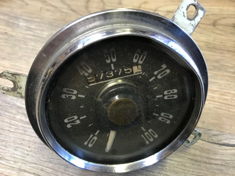 Velocímetro Mopar Plymouth Special Deluxe 1950 usado OEM Foto 1 de 4