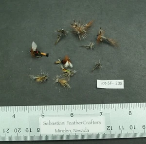 Ten Mixed Dry Flies Lot-SF 208 - Picture 1 of 2