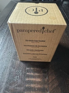 New Pampered Chef Ceramic Egg Cooker White Microwave Cooking #1529 New in Box! - Picture 1 of 4