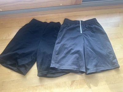 Pantalones cortos Champion de malla negros para niños talla grande (14/16). Con bolsillos Foto 1 de 4