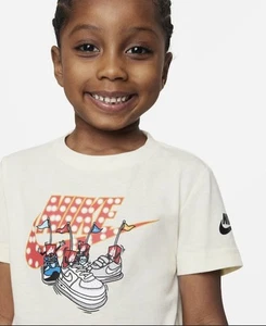 NikeLittle Boys Boxy Bumper Cars Short Sleeve T-shirt - Picture 1 of 4