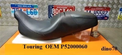 Harley Davidson sella a 2 posti originale x Touring dal 2009 OEM P52000060 - Immagine 1 di 4