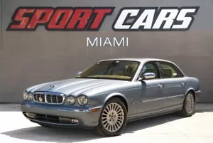 2005 Jaguar XJ Vanden Plas - Picture 1 of 12