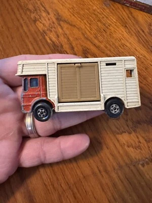 Vintage LESNEY Matchbox : HORSE BOX Trailer - SUPERFAST #17 - Tan & Red, England - Image 1 of 4