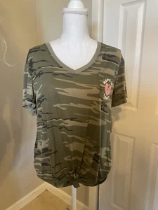 Womens Camouflage T-shirt NWT - Picture 1 of 1