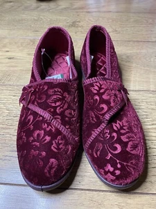 Zapatillas JD Williams para mujer vino borgoña talla UK9 EU 42 NUEVAS - Imagen 1 de 11