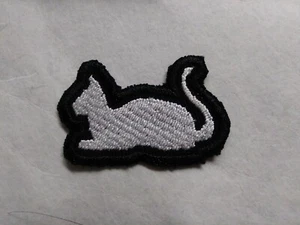 CAT Patch Cat Bread Loaf Position Embroidered Iron On Patch Cats Kitten Pets  - Picture 1 of 2