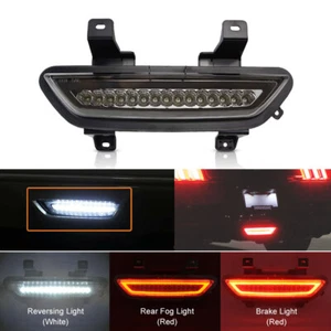 Luz antiniebla trasera LED 3 en 1 ahumada para Ford Mustang 15-17 cuarto freno luz trasera de respaldo - Imagen 1 de 9