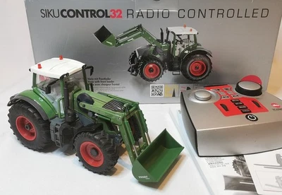 Siku Control 6778 - Fendt 939 Vario mit Frontlader 1:32 Fernbedienung - Bild 1 von 4