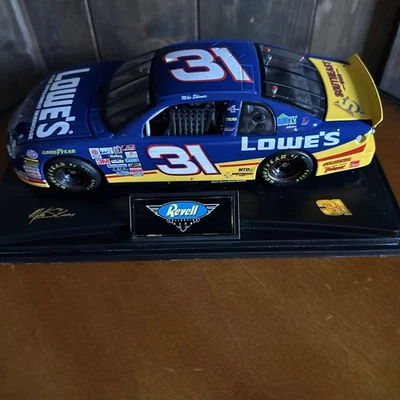 Action Elite Mike Skinner #31 Lowe’s Monte Carlo 1:24 Elite Diecast NASCAR 1997 Foto 1 de 4