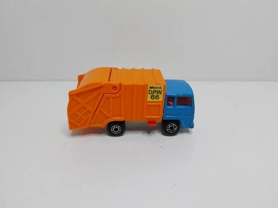 Matchbox Superfast No.36 Müllwagen 1979 Refuse Truck Metro DPW 66 Modellauto  - Bild 1 von 4