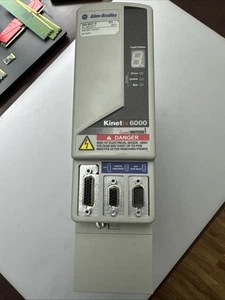 Neu Open Box Allen Bradley 2094-BM01-S Ser D Kinetix 6000 integriertes Achsenmodul - Bild 1 von 7