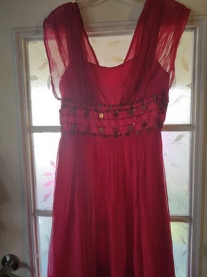 Vestido de fiesta vintage años 90 talla 8 mediano, color rosa, trabajo de cuentas en la cintura.  Foto 1 de 4