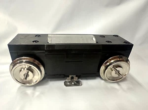 USA Trains R22-115 F-3/7, GP-38, GP-30, GP-7/9 REPLACEMENT Motor Block Assembly - Picture 1 of 6