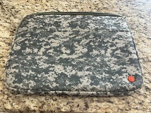 Laptop Sleeve MyTagAlongs Army Camo Digital Print VGC - Photo 1/2