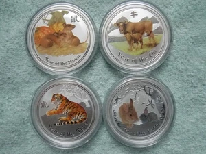 2008-09-10-2011 Australian Silver Lunar Series II Color BU (4 oz de rollos) - Imagen 1 de 6
