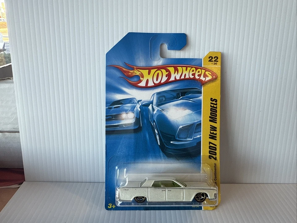 2007 Hot Wheels white 1964 Lincoln Continental 22/156 first editions - Image 1 of 1
