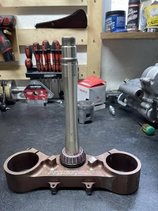99-01 Kx125 Kx250 Pro Circuit Lower Bottom Triple Clamp - Picture 1 of 5