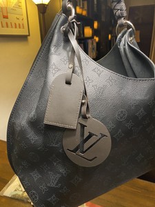 louis vuitton leather hobo bolsas