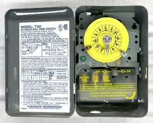 INTERMATIC 24 Hour Dial Time Switch Only -2HP(24 FLA)/120V AC,5HP(28FLA)/240V AC - Picture 1 of 8