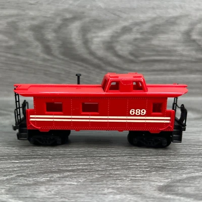 HO Scale TYCO Caboose #689 Offset Red Vintage Freight Train Car - Image 1 of 4