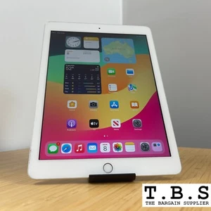 Apple iPad 6th Gen. 9.7 inch, 32GB, Wi-Fi - Silver (AU STOCK) - Picture 1 of 6