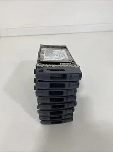 Lot of 8- NETAPP X423A-R5 00V7529 900GB 10K 6G 520BYTE 2.5" SAS HDD TRAY 00V7528 - Picture 1 of 2