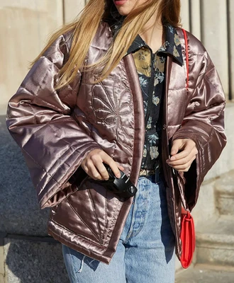 Jaqueta bordada acolchoada feminina XS cetim malva quimono artístico Phoebe Buffay retrô - Imagem 1 de 4