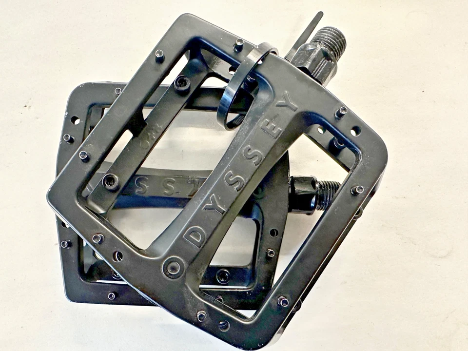 Pedales planos Odyssey Trailmix, 9/16", negros, NUEVO Foto 1 de 1