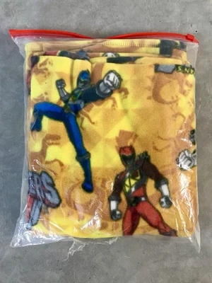 Manta polar Power Rangers "Dino Charge" - 52” X 56" Foto 1 de 4