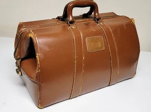 Classic Doctor's Bag with top grain leather & Irish linen. By McBrine (Canada) - Picture 1 of 11