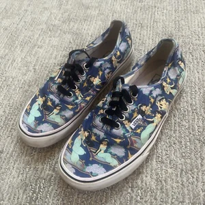 Vans x Disney | Zapatillas Princesa Jazmín Edición Limitada Aladdin Unisex M6.5 W8 - Imagen 1 de 9